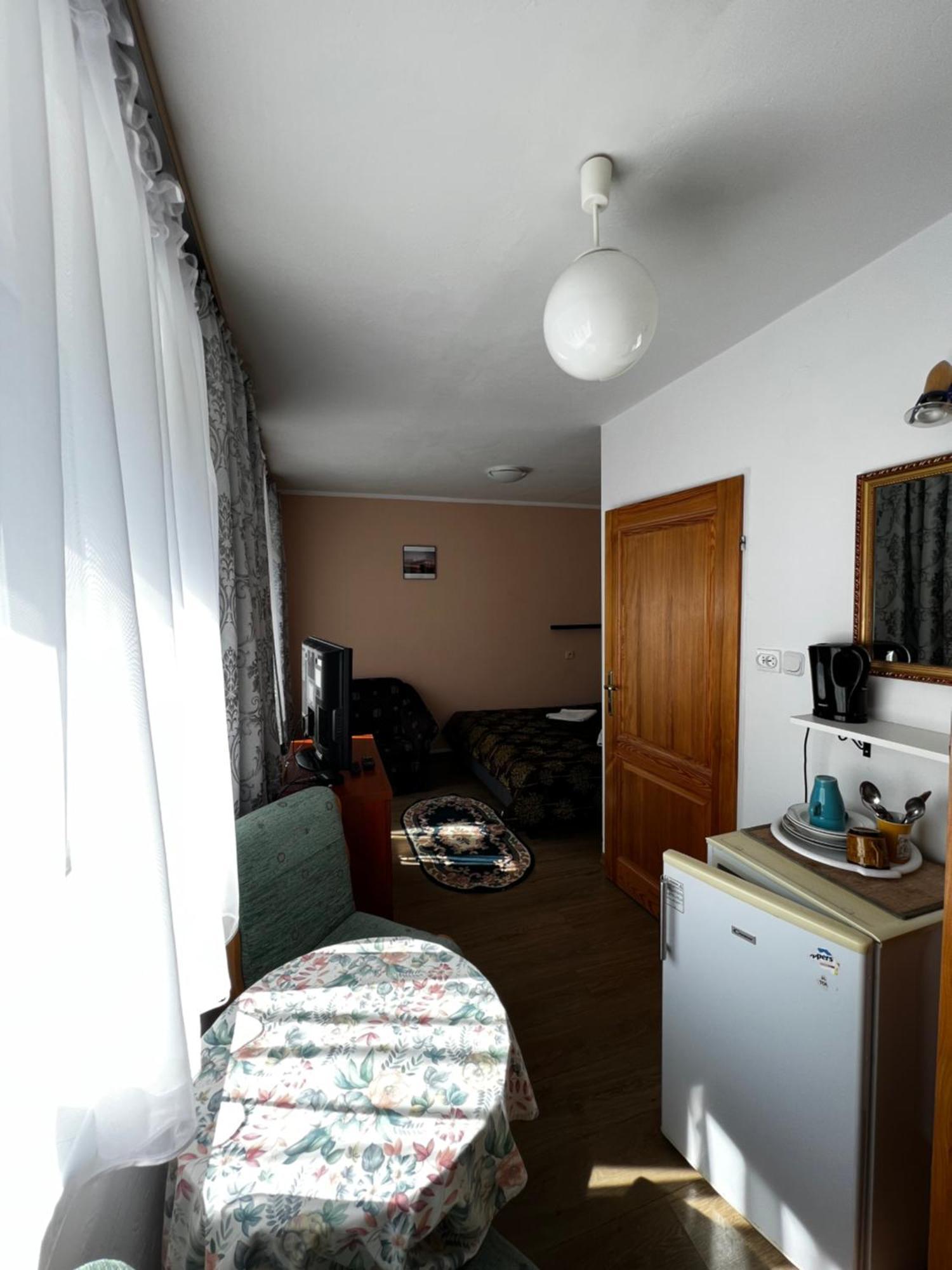 Osrodek Wczasowy Camping Morski ウストカ エクステリア 写真